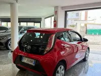 Usata Toyota Aygo Cool 69 CV (50 kW) 2016 Rosso Utilitaria