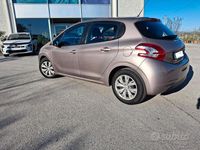Usata Peugeot 208 Access 68 CV (50 kW) 2015 Viola Utilitaria