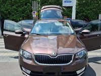 Usata Skoda Octavia Elegance 105 CV (77 kW) 2014 Utilitaria