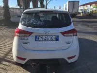 Usata Hyundai ix20 90 CV (66 kW) 2011 Bianco Utilitaria