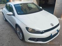 Begagnad VW Scirocco 140 HK (102 kW) 2009 Vit Sportkupé