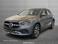 Usata Mercedes GLA200 Business 150 CV (110 kW) 2022 Grigio montagna SUV