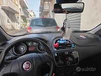 Usata Fiat Punto 75 CV (55 kW) 2015 Bianco Utilitaria