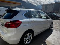 Usata BMW 218 Active Tourer Luxury Line 150 CV (110 kW) 2015 Bianco Monovolume