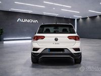 Usata VW T-Roc Business 110 CV (80 kW) 2021 Bianco SUV