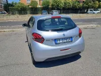 Usata Peugeot 208 Allure 82 CV (60 kW) 2016 Argento Utilitaria