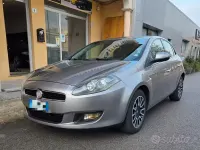 Usata Fiat Bravo Anniversary 120 CV (88 kW) 2012 Grigio Utilitaria
