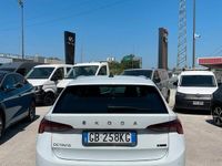 Usata Skoda Octavia 131 CV (96 kW) 2021 Bianco Station wagon