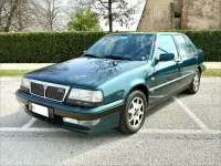 Usata Lancia Thema 152 CV (111 kW) 1993 Verde Berlina