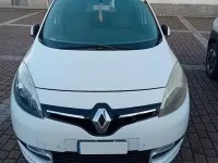 Usata Renault Scénic III XMOD 110 CV (80 kW) 2012 Bianco Monovolume
