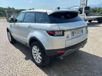 Usata Land Rover Range Rover evoque SE 150 CV (110 kW) 2019 Argento metallizzato SUV