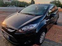 Usata Ford Fiesta 80 CV (58 kW) 2009 Nero Utilitaria