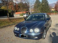 Usata Jaguar S-Type S 238 CV (175 kW) 2000 Blu Berlina