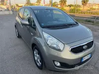 Usata Kia Venga 90 CV (66 kW) 2012 Giallo Utilitaria