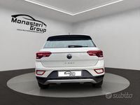 Usata VW T-Roc Business 110 CV (80 kW) 2022 Beige SUV