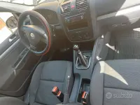 Usata VW Golf VI 105 CV (77 kW) 2008 Utilitaria