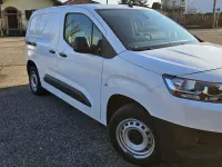 Begagnad Toyota Proace City City 102 HK (75 kW) 2021 Vit Minibuss