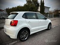 Usata VW Polo Comfortline 75 CV (55 kW) 2016 Bianco Berlina
