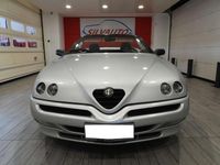 Usata Alfa Romeo Spider 144 CV (105 kW) 2001 Argento metallizzato Cabrio