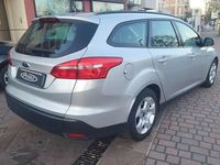 Usata Ford Focus 120 CV (88 kW) 2016 Argento Station wagon