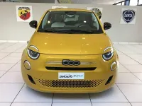 Nuova Fiat 500 Icon 70 CV (51 kW) 2026 Giallo Berlina