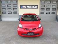 Usata Toyota Aygo 68 CV (50 kW) 2008 Rosso Utilitaria