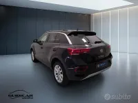 Usata VW T-Roc Edition 116 CV (85 kW) 2024 Nero SUV