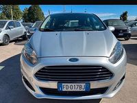 Gebraucht Ford Fiesta 75 PS (55 kW) 2016 Grau Kleinwagen