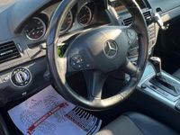 Usata Mercedes C180 122 CV (89 kW) 2010 Nero Berlina