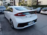 Usata Hyundai Ioniq Comfort 105 CV (77 kW) 2017 Bianco Utilitaria