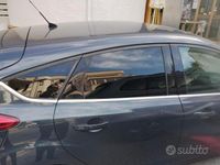 Usado Ford Focus 95 HP (69 kW) 2012 Sedan