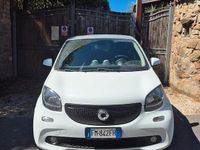 Usata Smart ForFour 64 CV (47 kW) 2017 Bianco Utilitaria
