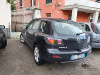 Usata Mazda 3 105 CV (77 kW) 2006 Nero Berlina