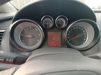 Usata Opel Astra 90 CV (66 kW) 2011 Nero Berlina
