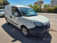 Usata Fiat Doblò 105 CV (77 kW) 2018 Bianco Monovolume