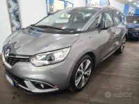 Usata Renault Grand Scénic IV Intens 110 CV (80 kW) 2017 Grigio Monovolume
