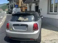 Usata Mini Cooper SE 75 kW (102 CV) 2022 Grigio Utilitaria