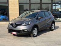 Usata Renault Captur Life 90 CV (66 kW) 2017 Argento SUV