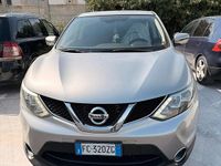 Usata Nissan Qashqai 131 CV (96 kW) 2016 Grigio SUV