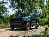 Nuova Toyota 4 Runner 326 CV (239 kW) 2026 Nero SUV