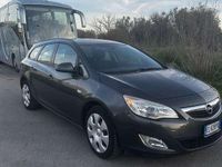 Usata Opel Astra Cosmo 101 CV (74 kW) 2012 Berlina