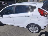 Usata Ford Fiesta 95 CV (69 kW) 2015 Berlina