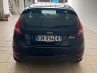 Usata Ford Fiesta 60 CV (44 kW) 2012 Blu Utilitaria