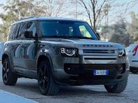 Usata Land Rover Defender 249 CV (183 kW) 2023 Oro SUV