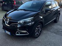 Usata Renault Captur 90 CV (66 kW) 2015 Nero SUV