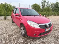 Usata Dacia Sandero 54 CV (39 kW) 2010 Rosso Berlina