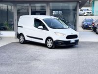 Usata Ford Transit 76 CV (55 kW) 2016 Bianco Furgone
