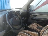 Usata Fiat Doblò 85 CV (62 kW) 2009 Grigio Monovolume