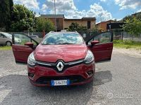 Usata Renault Clio GrandTour 90 CV (66 kW) 2017 Rosso Station wagon
