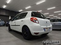 Usata Renault Clio II Dynamique 75 CV (55 kW) 2009 Berlina